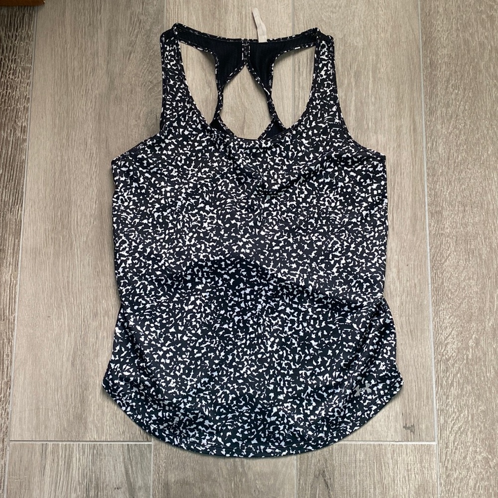 Under Armour tank